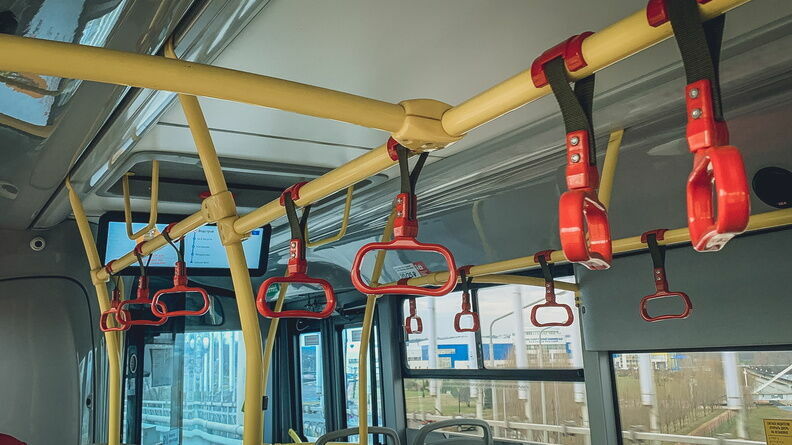 Власти в Ростове опровергли контроль автобусов посторонними в феврале в 2023-м