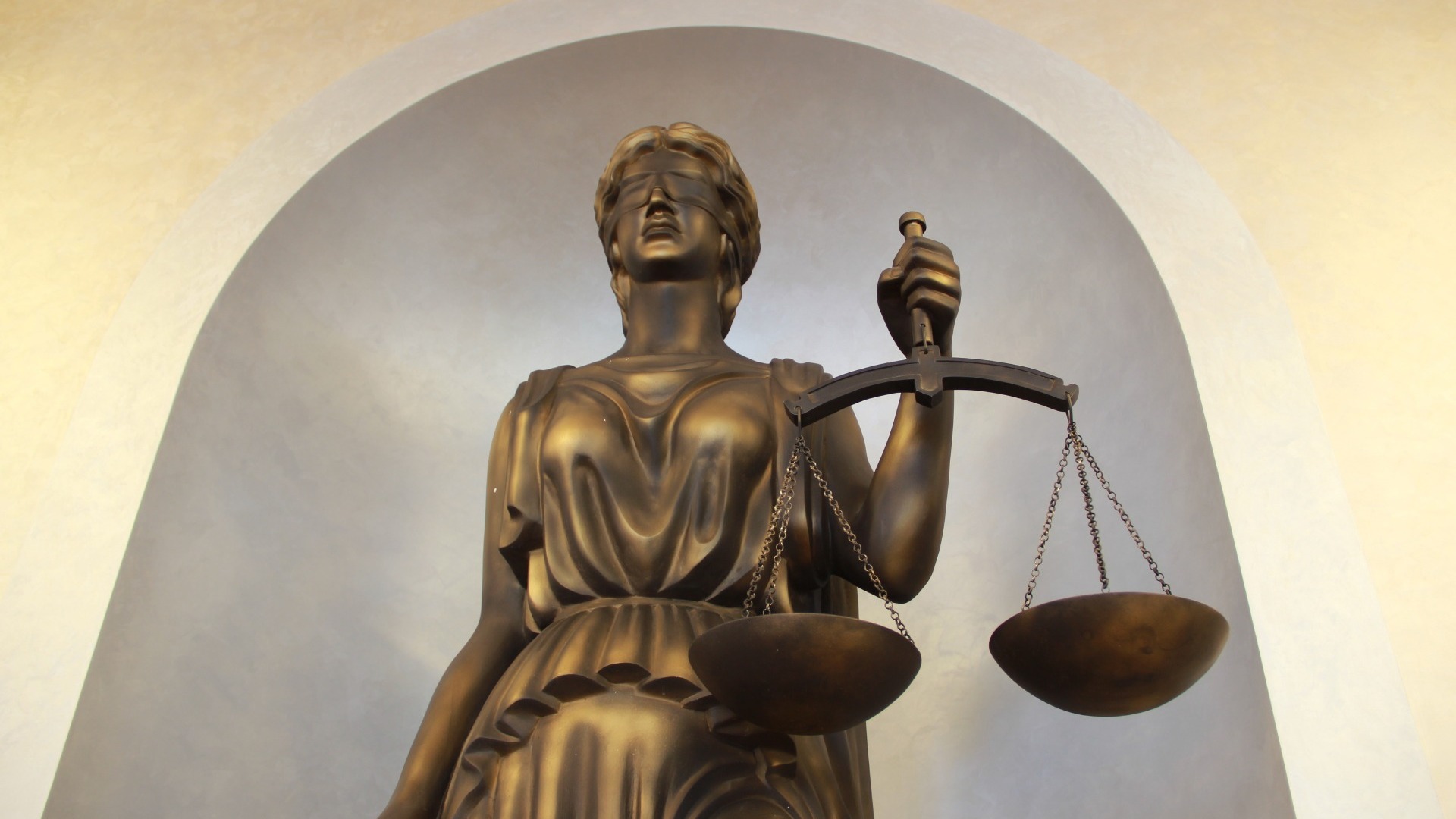 Верховный суд признал законным уголовное дело против экс-замглавы Ростовского областного суда