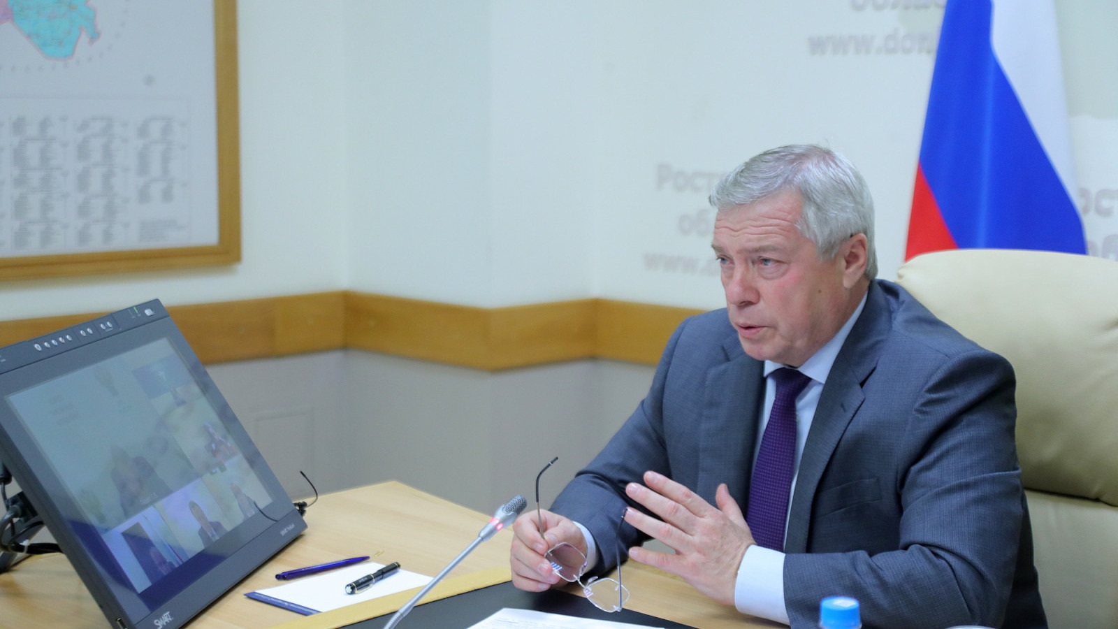 Губернатор Голубев назвал провокацией слухи о работе ПВО в Новошахтинске 25 сентября