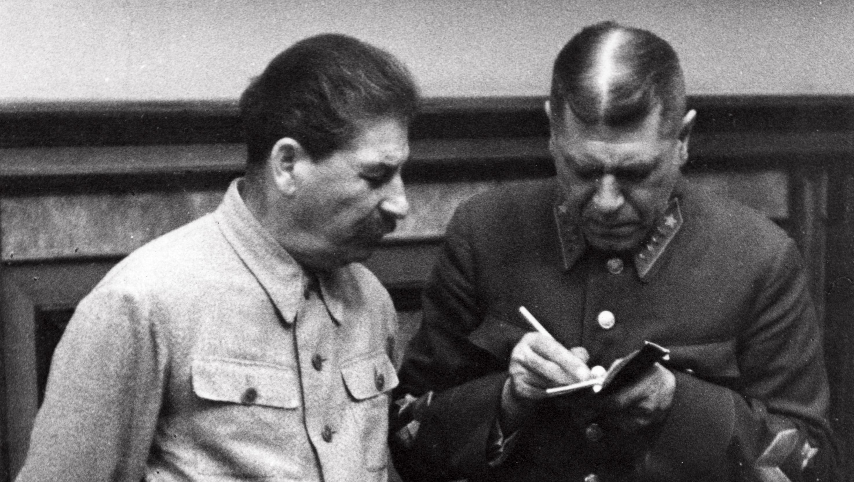 Нападения на сталина. Сталин 1941. Шапошников 1941.