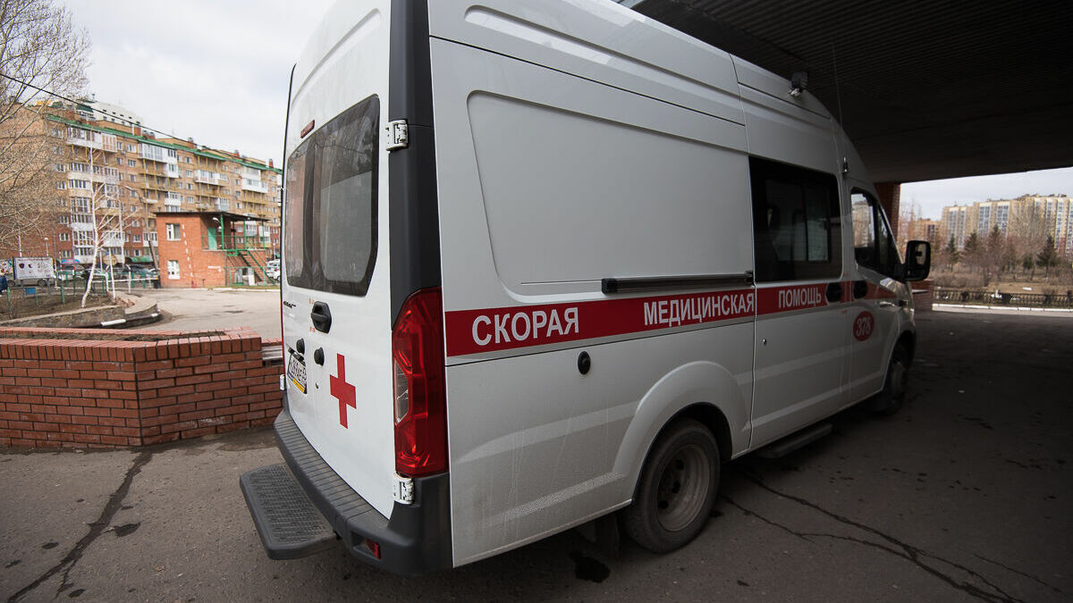 Житель Первомайского района Ростова погиб, упав с девятого этажа здания
