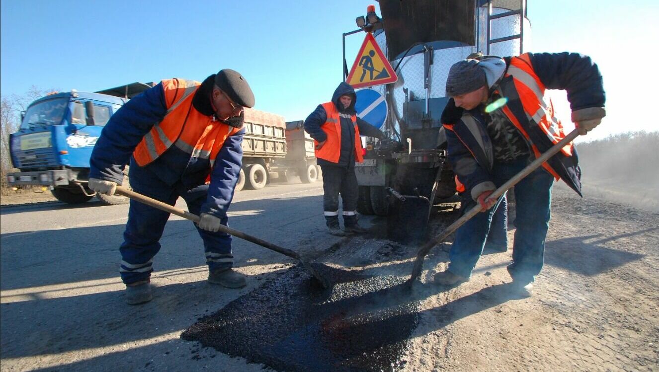 Критика Путина стала причиной ремонта дорог Ростовской области в районе КПП «Гуково»