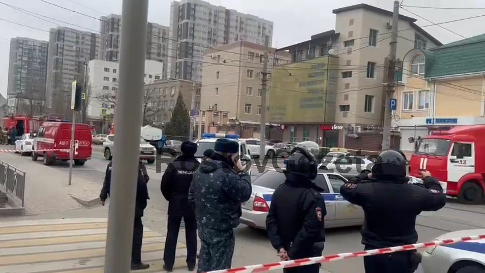 В Ростове назвали число пострадавших при пожаре в здании Погрануправления ФСБ