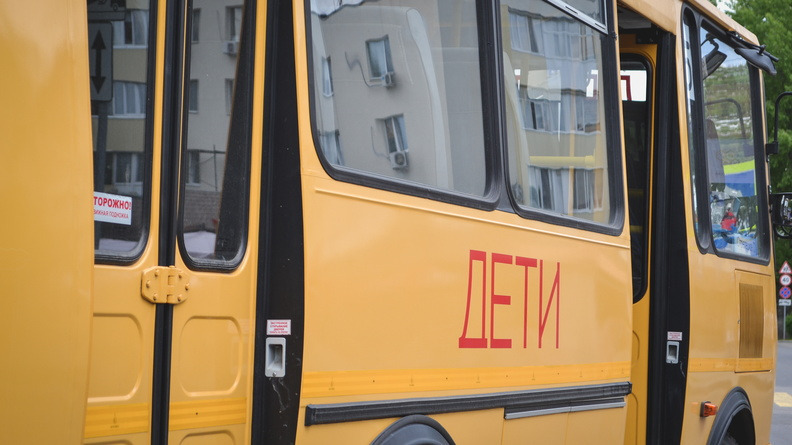 В Ростовской области чиновников заставили поставить остановки для школьного автобуса