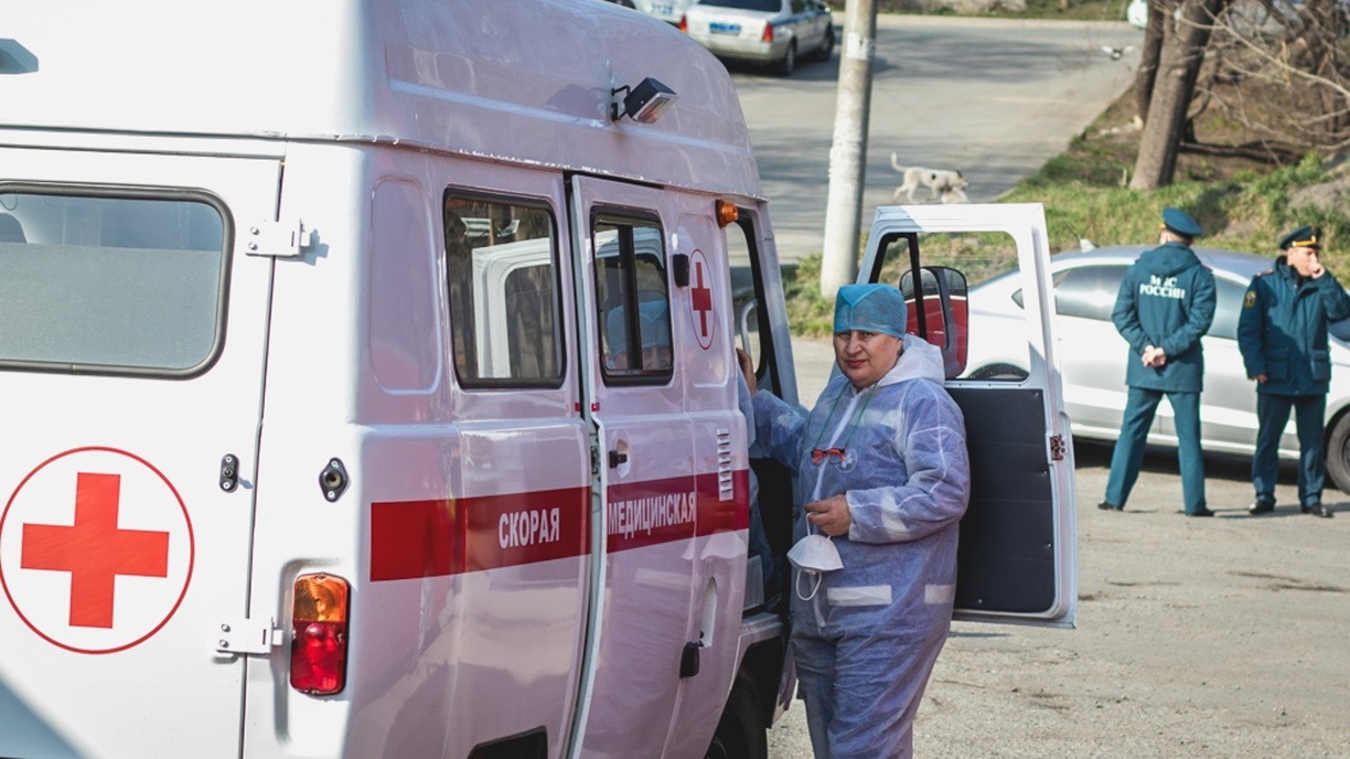 Повышение зарплаты работникам скорой помощи в Ростовской области оказалось фикцией