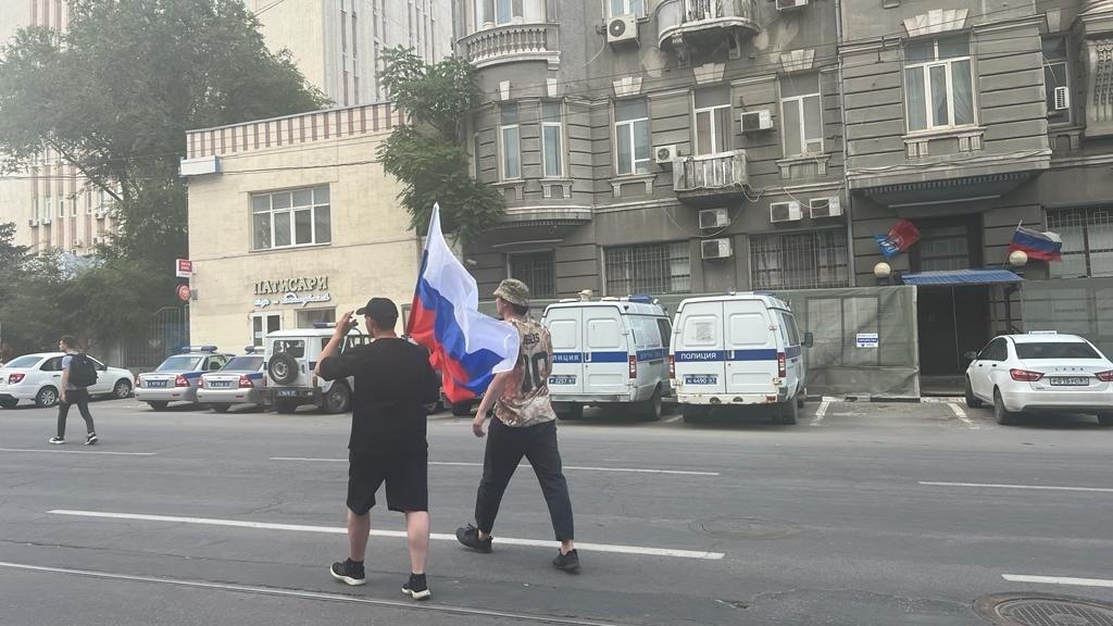 Жители Ростова оказывали всяческую поддержку выступлению ЧВК "Вагнер"