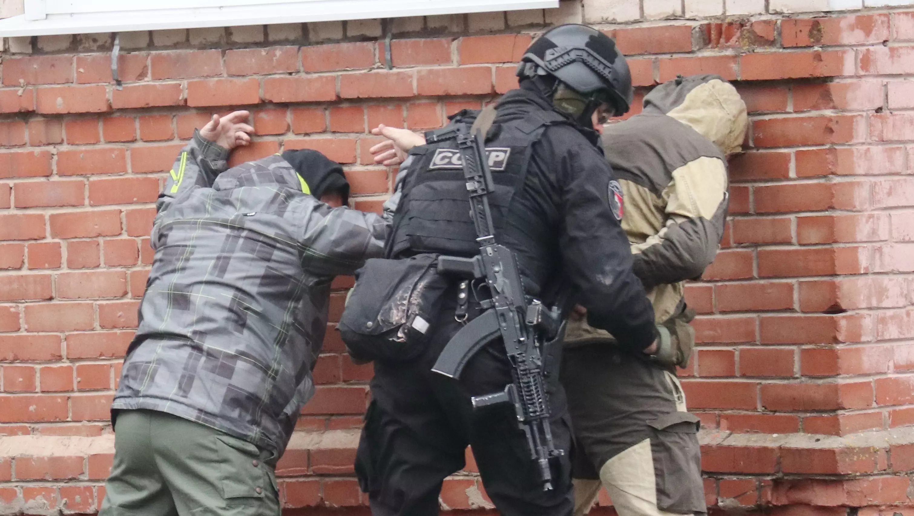 Названы подробности задержания высокопоставленного полицейского в Ростове