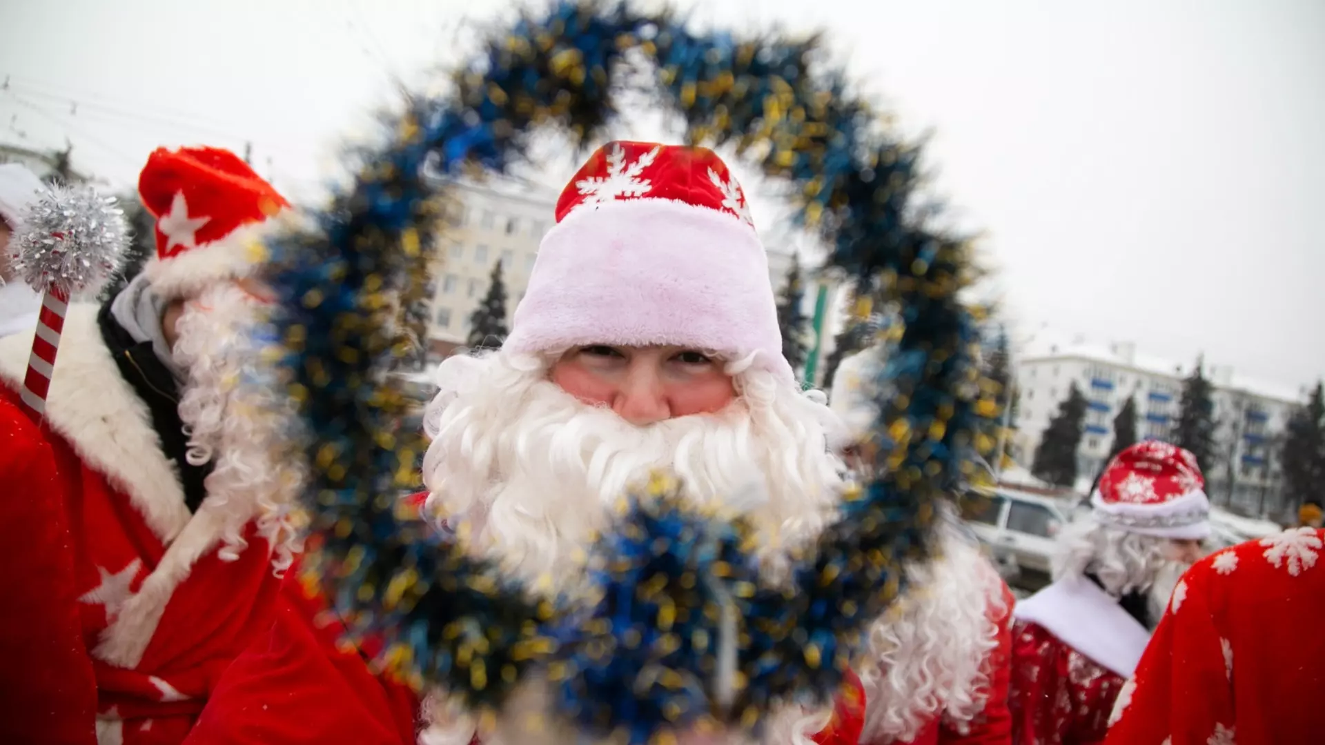 Эксперт рассказала, какие требования выдвигают к Деду Морозу и Снегурочке в Ростове