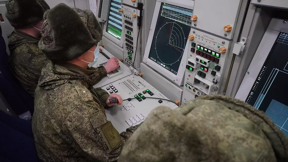 В подобных условиях политолог уверен в необходимости усиления систем ПВО в Ростовской области.