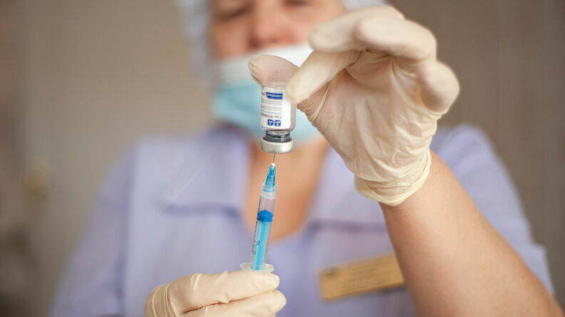 Когда и где ставить прививку от клещевого энцефалита в Ростовской области