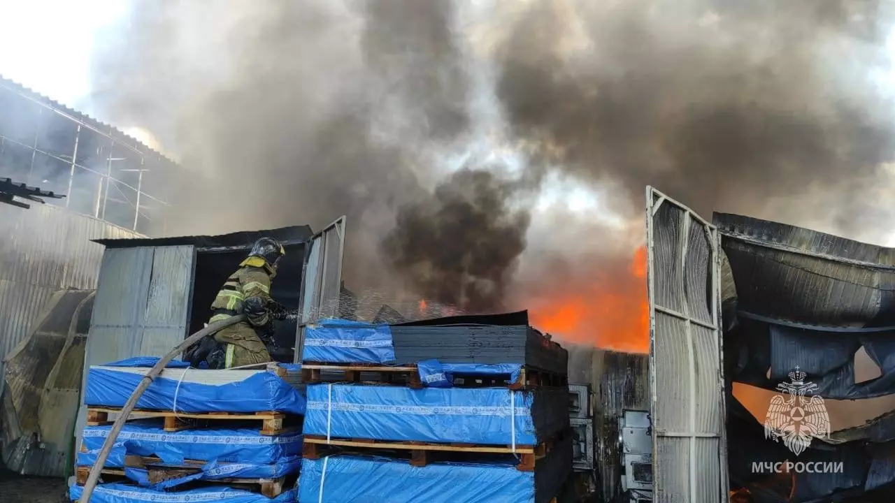 Проверка началась на складе в Ростове, где был риск детонации