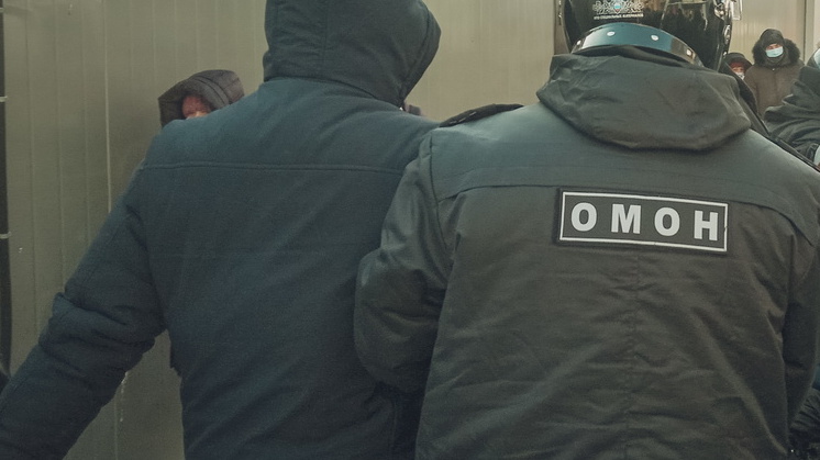 Двух полицейских задержали в Ростове за организацию незаконной миграции