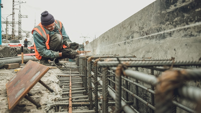 В Новосибирске проводятся ремонтные работы на мосту