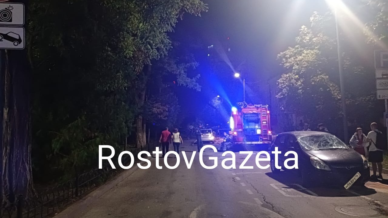 Появилось фото и видео последствий падения беспилотников в Ростове 7 сентября