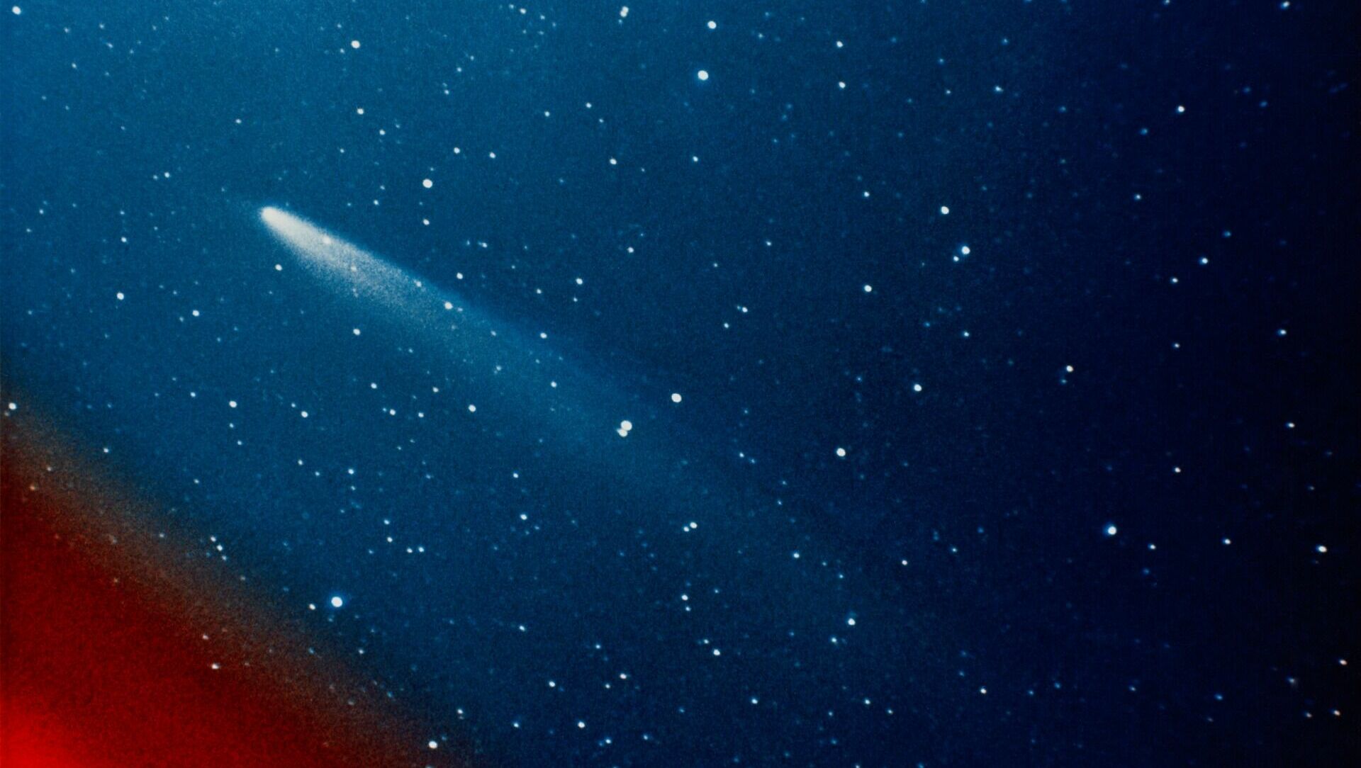 В ближайшие дни в небе над Ростовской областью дончане увидят уникальную комету