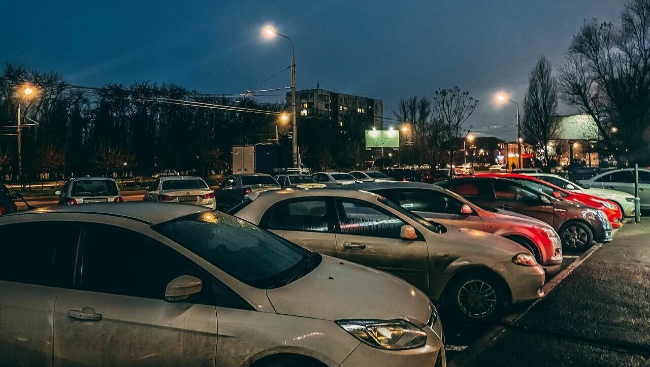 Жителей Ростовской области предупредили о дождях и гололеде 27 февраля