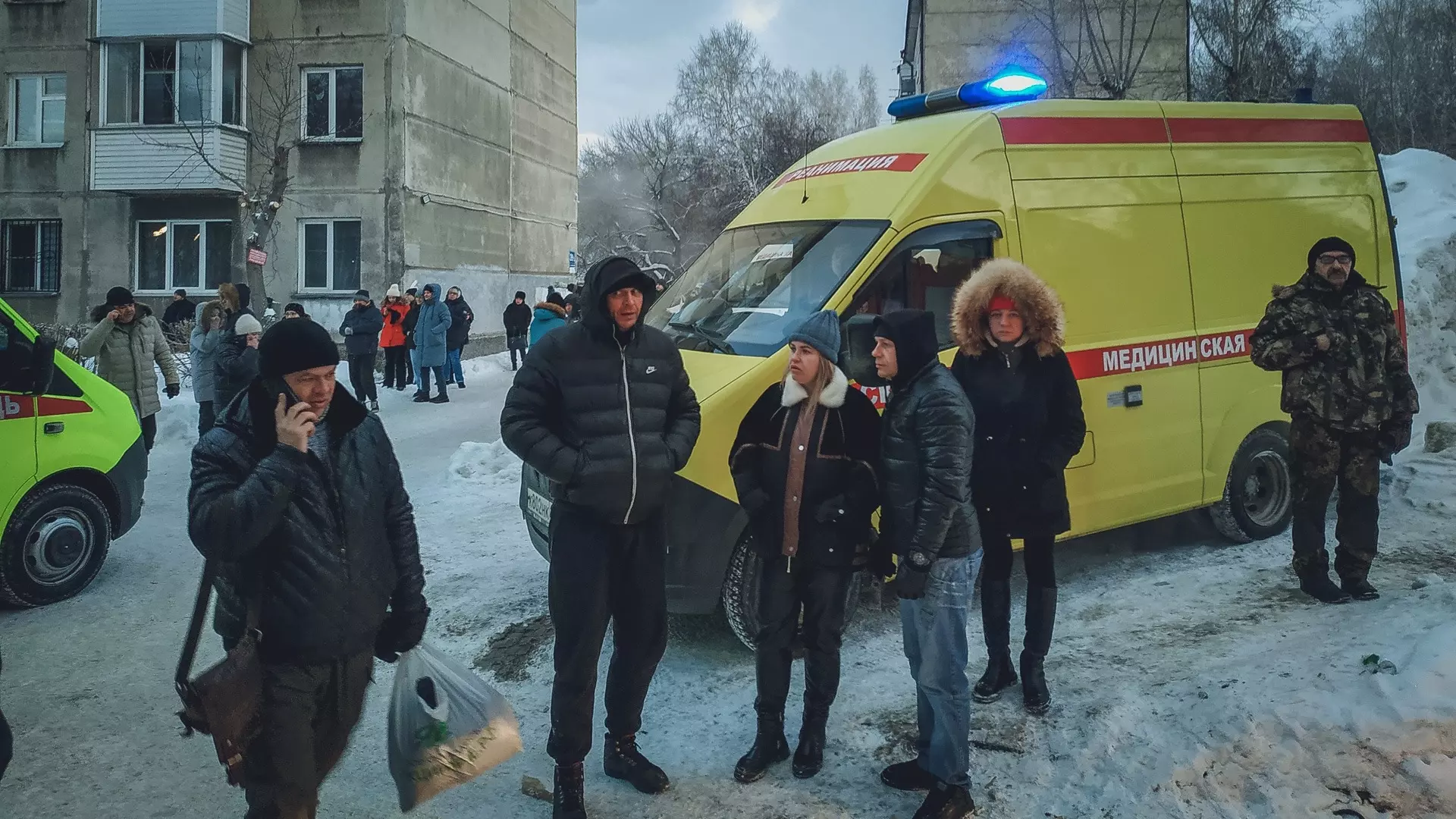 Труп мужчины обнаружили на улице в Ростове-на-Дону