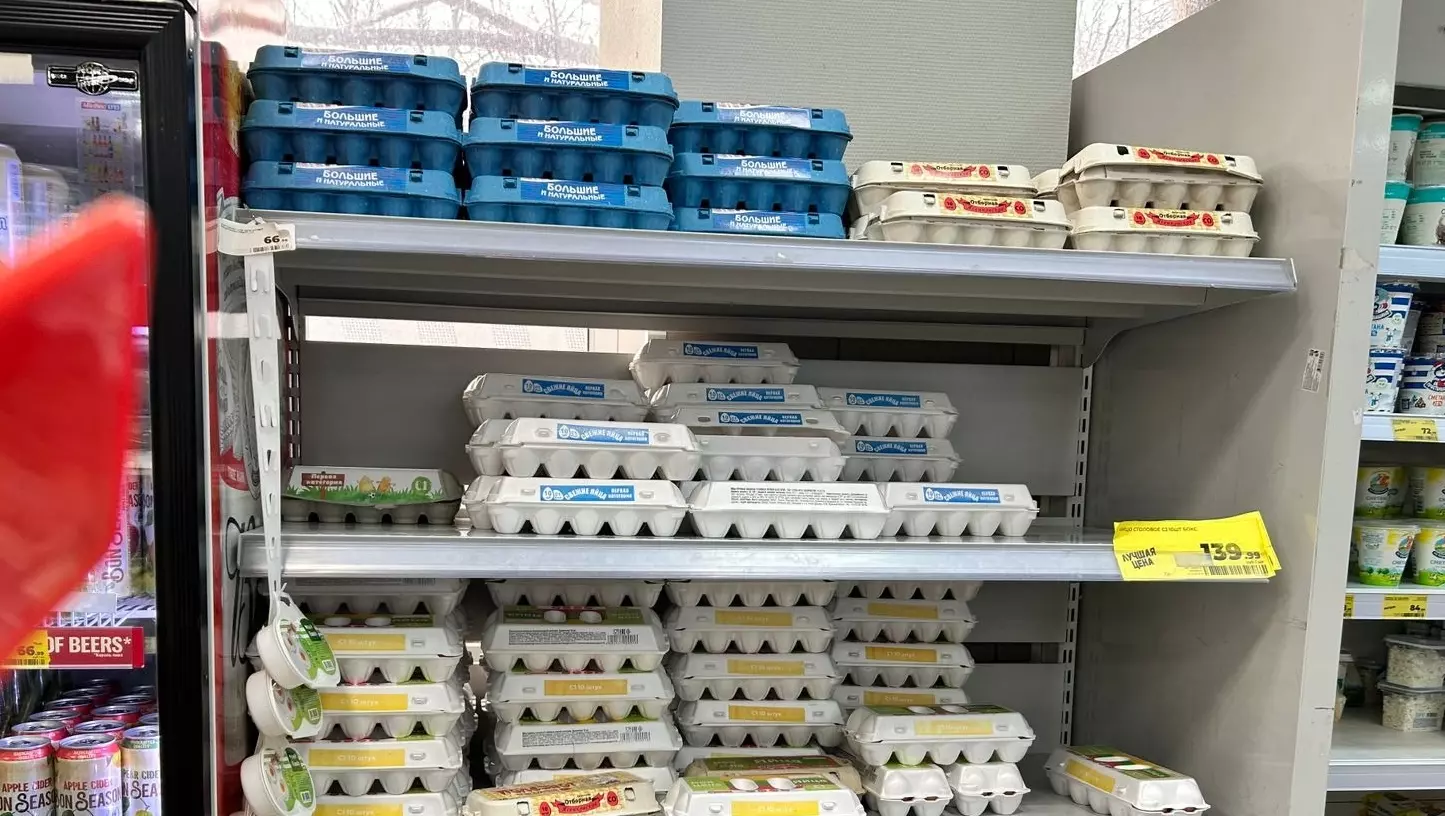 Ценники на яйца начали прятать от покупателей в магазинах Ростова