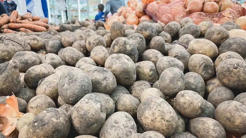 Жителям Ростовской области рассказали, где дешевле купить картофель
