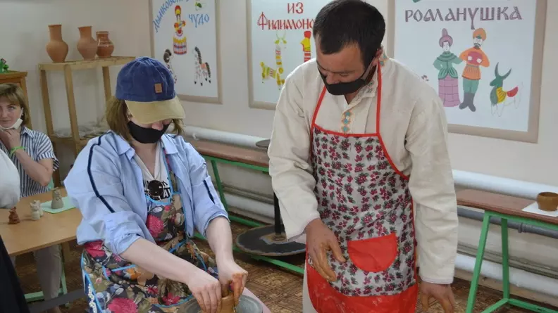 Обязательные уроки труда хотят сделать в школах в Ростовской области