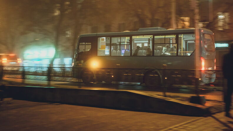 Ростовчане пожаловались на похожий на газ запах в салоне автобуса