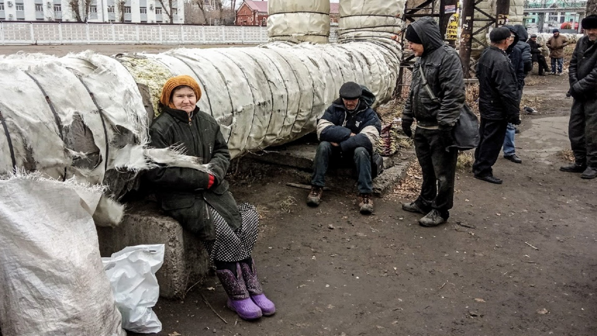 Жители Ростовской области живут за чертой бедности и купаются в тазах