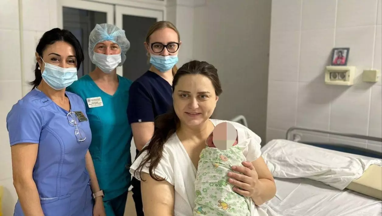 Жительница Ростовской области стала мамой в 10-й раз